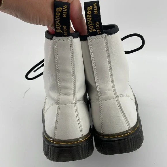 Dr. Martens Zavala Boots in White 8 S6 - Picture 4 of 8